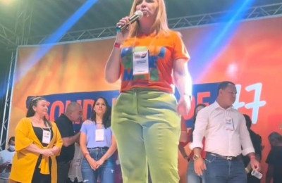 Viviane Moura é destaque nas convenções partidárias do Time do Povo